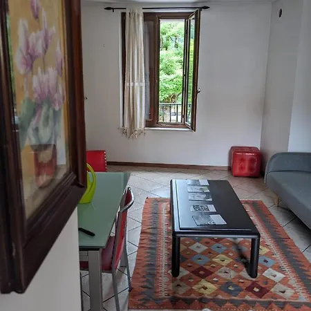 Casa Bardies Apartmán *